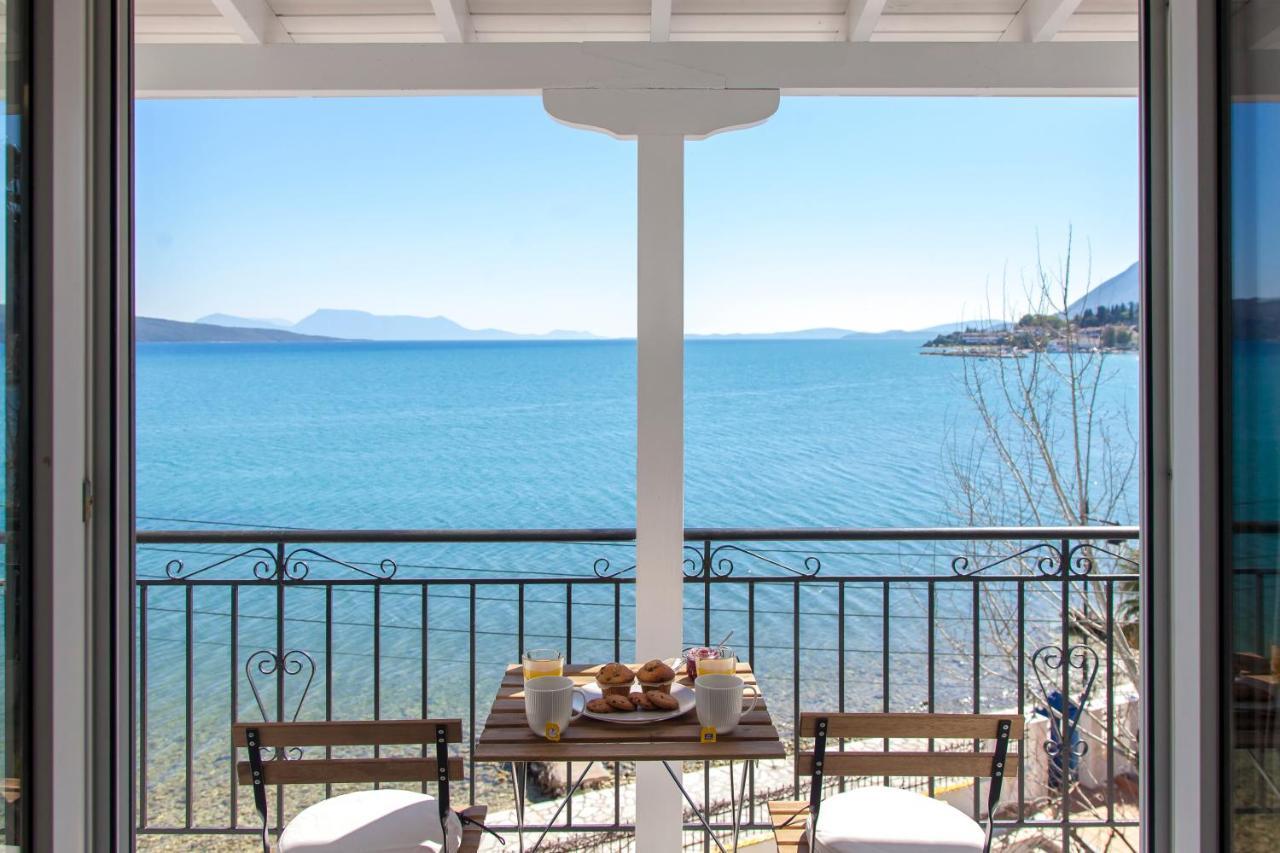 Ligia Waterfront Apartments Bagian luar foto