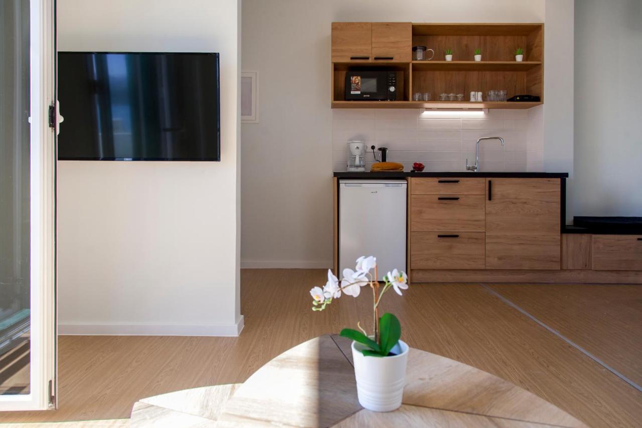 Ligia Waterfront Apartments Bagian luar foto
