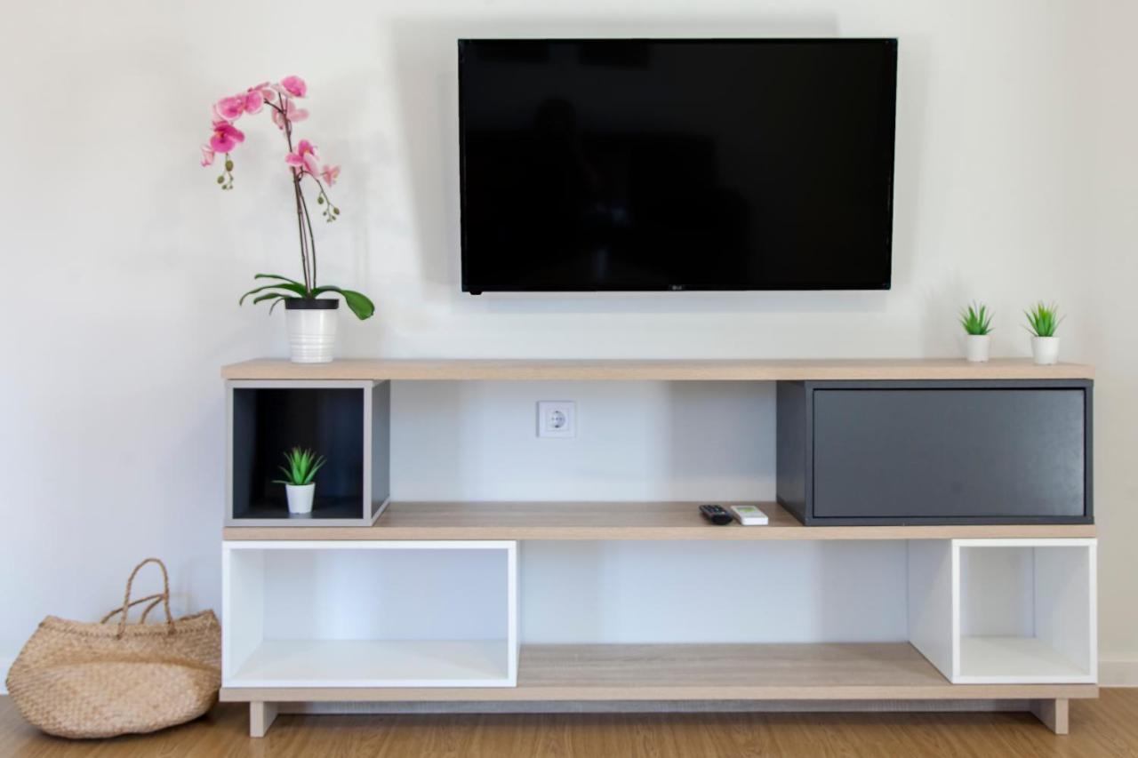 Ligia Waterfront Apartments Bagian luar foto